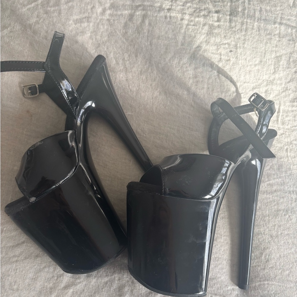 All Black Pleasers - Picture 2 of 3